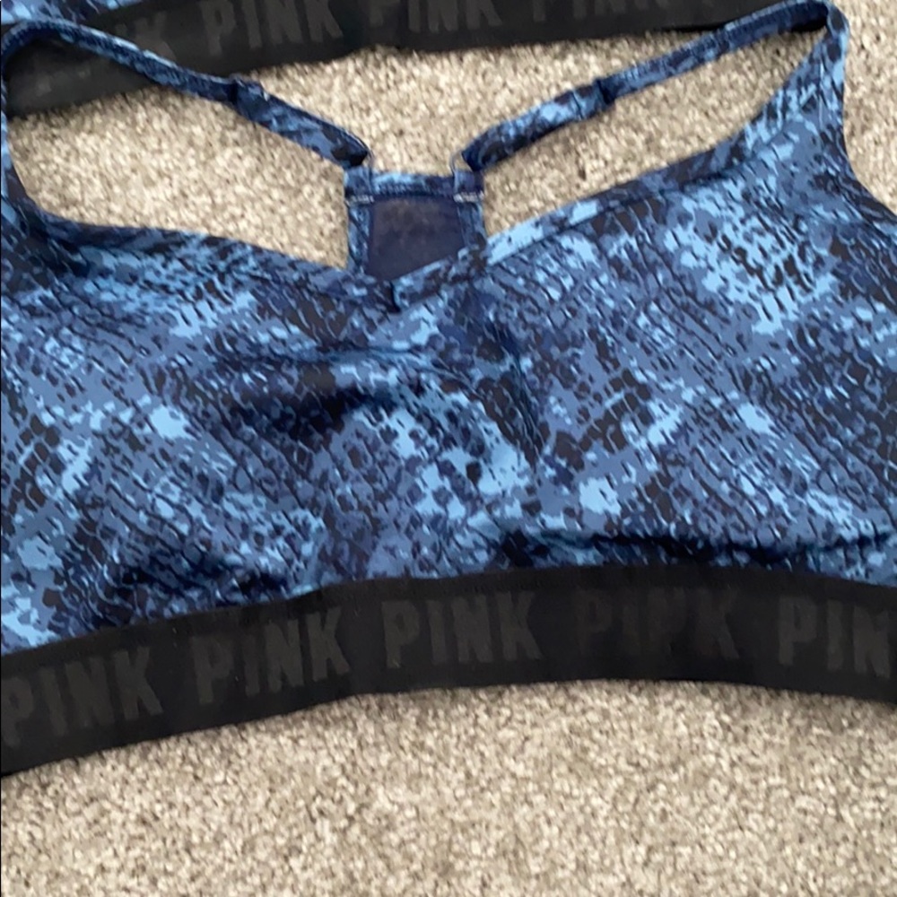 NWOT Ultimate Snakeskin Sports Bra
